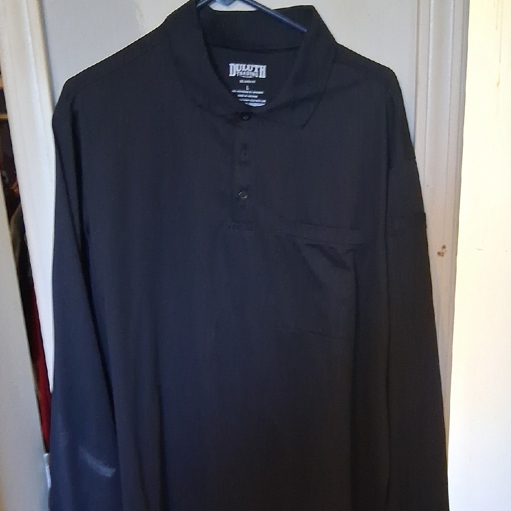 Duluth Trading Co Men's Black Shirt